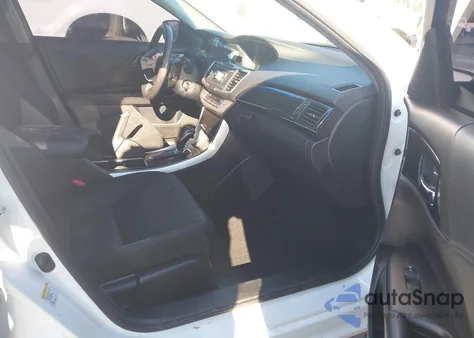 2013 Honda Accord Sport z USA, uszkodzony, nr VIN 1HGCR2F51DA200257